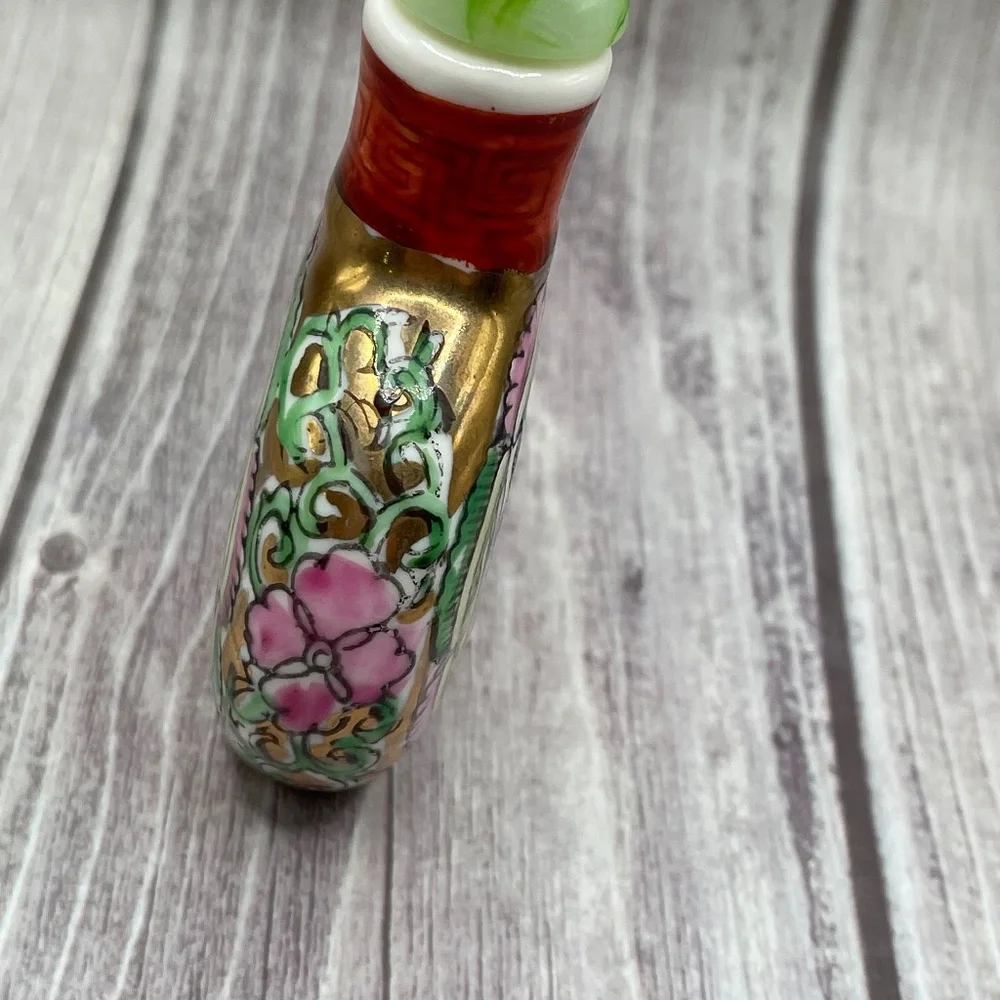 Vintage Chinese Painted Snuff Bottle - Picture 4 of 12